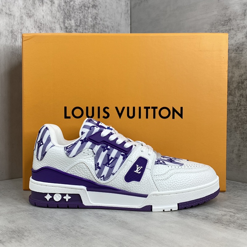 LOUIS VUITTON SNEAKERS (526)