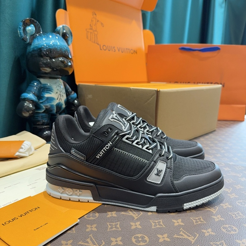 LOUIS VUITTON SHOES (134)