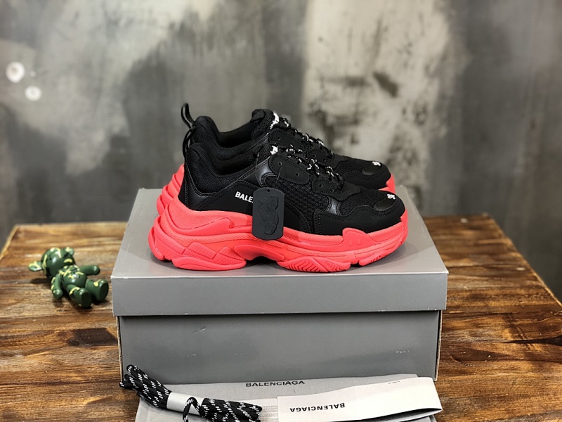 BALENCIAGA SNEAKERS (751)