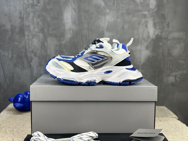 BALENCIAGA SNEAKERS (445)