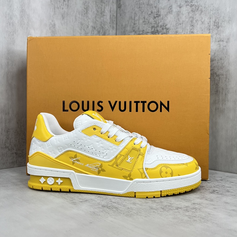 LOUIS VUITTON SHOES (609)