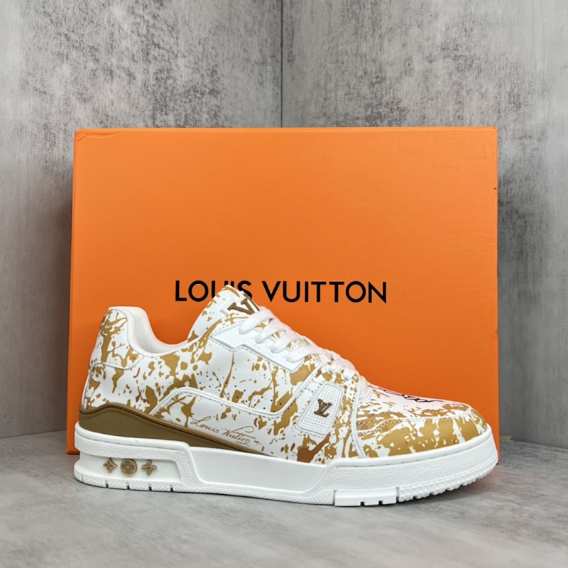 LOUIS VUITTON SHOES (587)