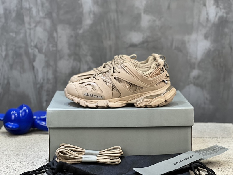 BALENCIAGA SNEAKERS (613)