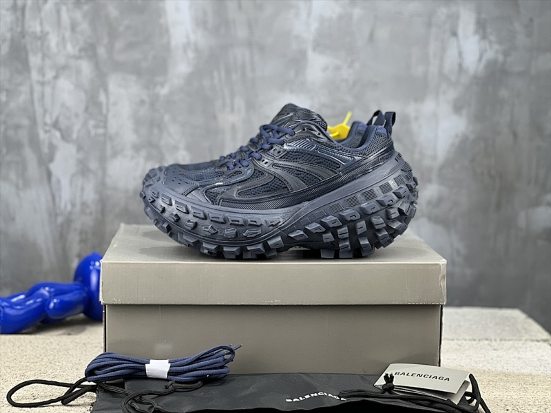 BALENCIAGA SNEAKERS (688)