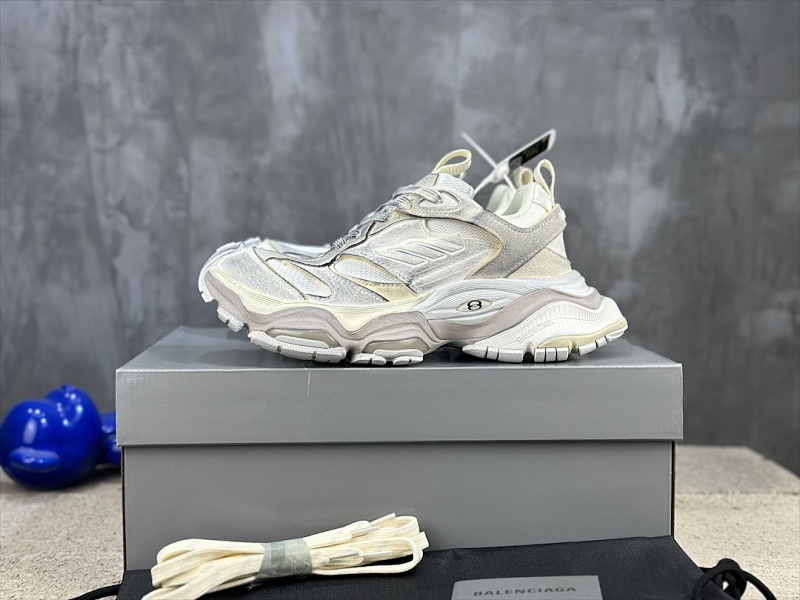 BALENCIAGA SNEAKERS (393)