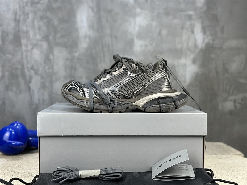 BALENCIAGA SNEAKERS (47)