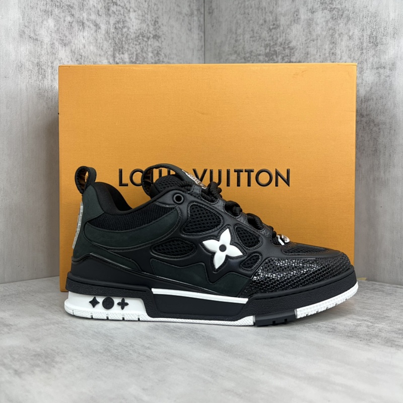 LOUIS VUITTON SHOES (667)