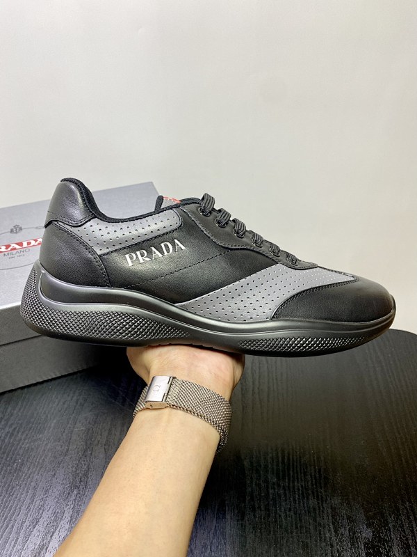 PRADA SHOES (417)
