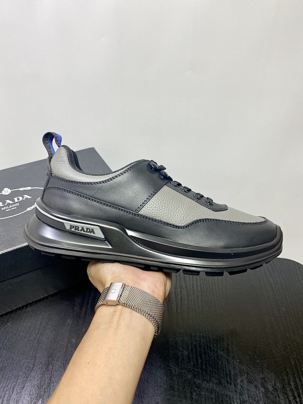 PRADA SHOES (367)