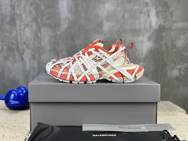 BALENCIAGA SNEAKERS (301)
