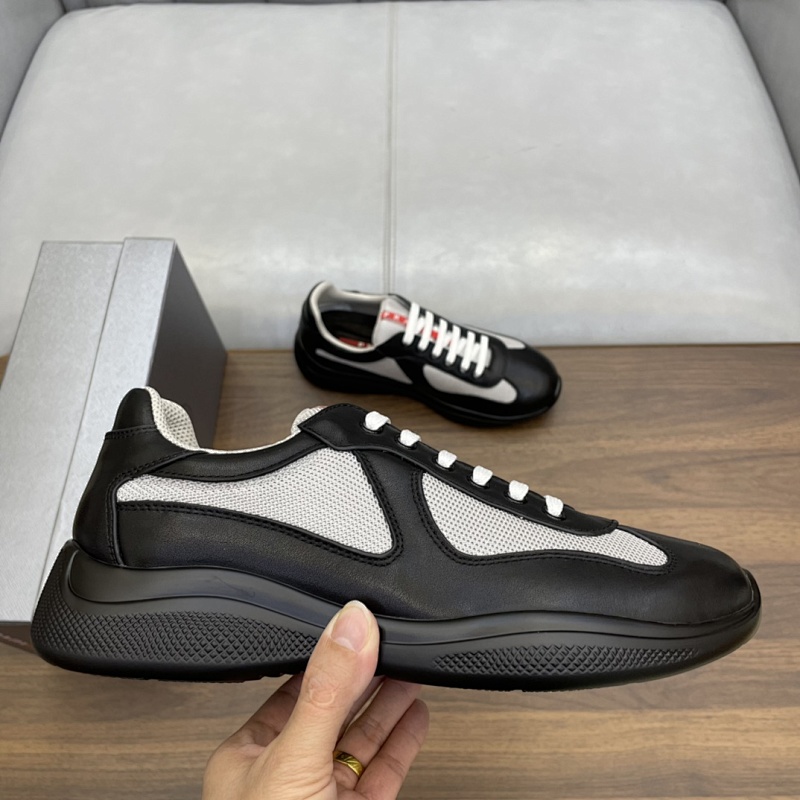 PRADA SHOES (303)