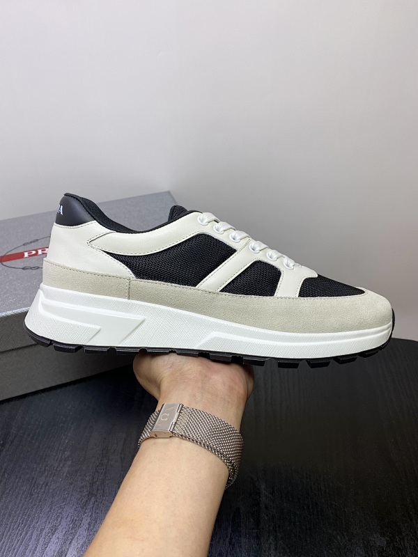 PRADA SHOES (552)