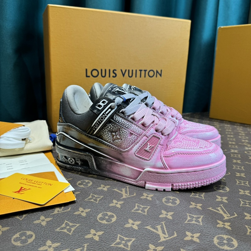 LOUIS VUITTON SNEAKERS (405)
