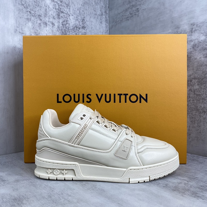 LOUIS VUITTON SHOES (519)