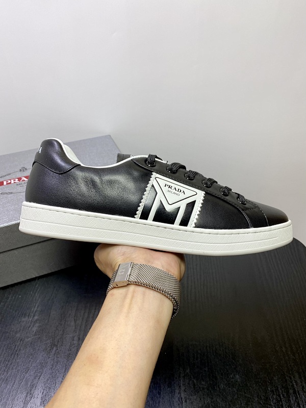 PRADA SHOES (337)