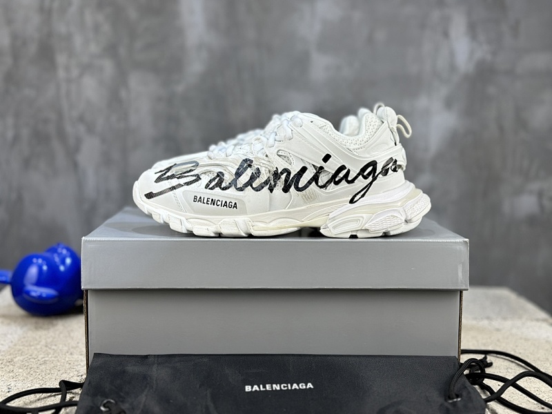 BALENCIAGA SNEAKERS (237)