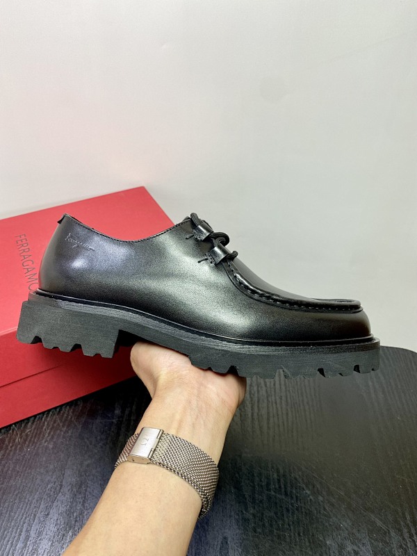 FERRAGAMO SHOES (117)