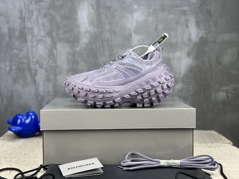 BALENCIAGA SNEAKERS (671)