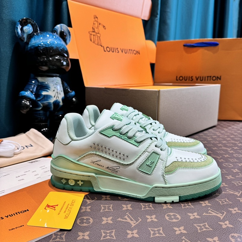 LOUIS VUITTON SHOES (213)