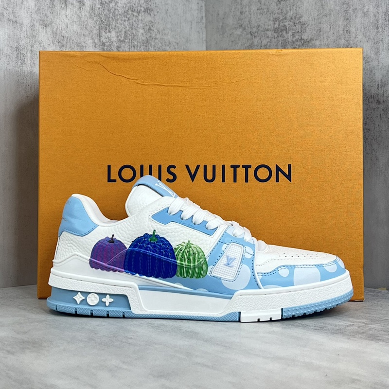 LOUIS VUITTON SNEAKERS (571)