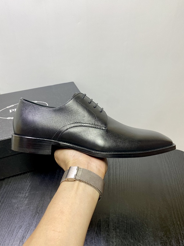 PRADA SHOES (475)