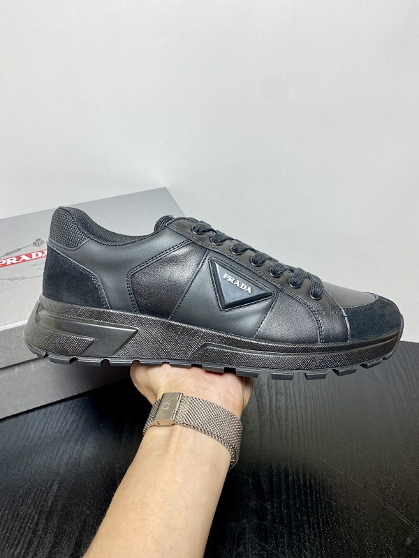 PRADA SHOES (444)