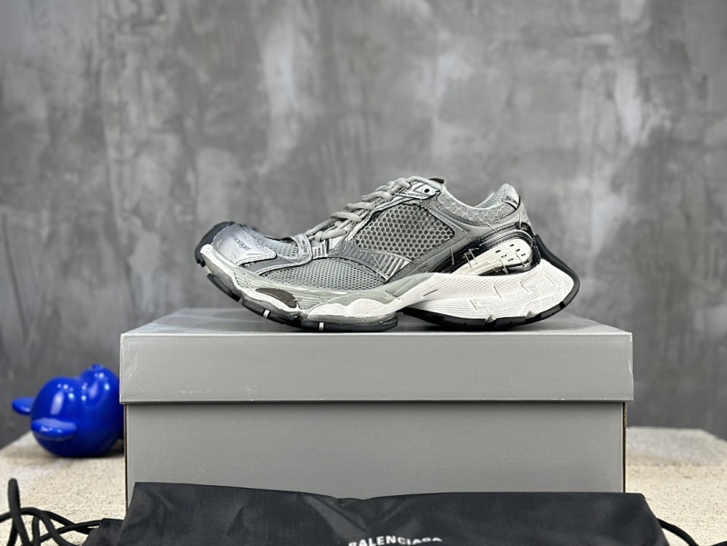 BALENCIAGA SNEAKERS (148)