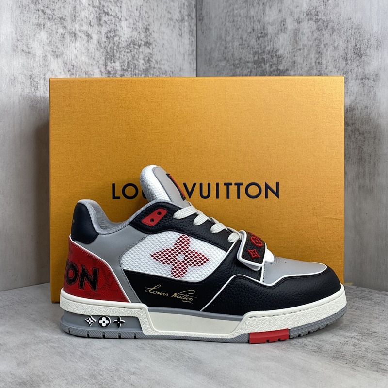 LOUIS VUITTON SHOES (505)