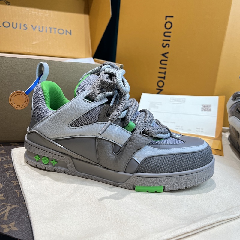 LOUIS VUITTON SHOES (279)