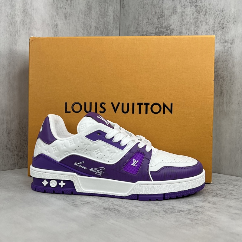 LOUIS VUITTON SNEAKERS (607)