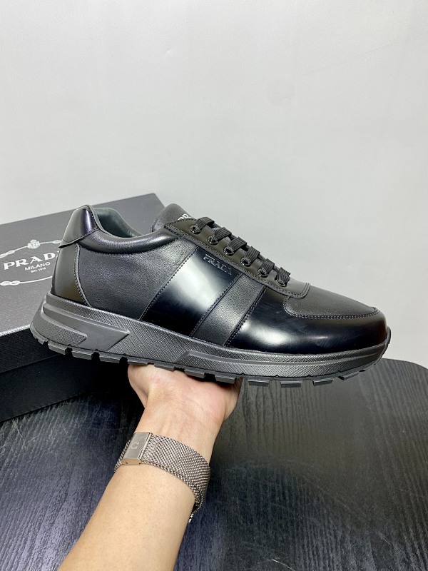 PRADA SHOES (456)