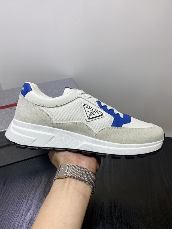 PRADA SHOES (556)