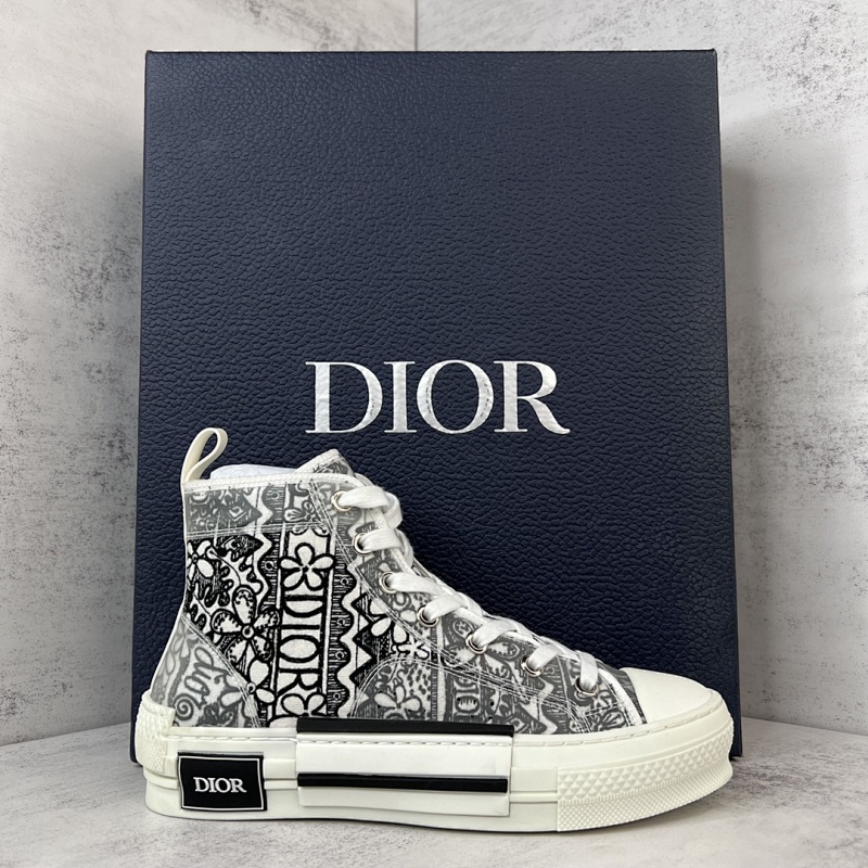DIOR SHOES (105)