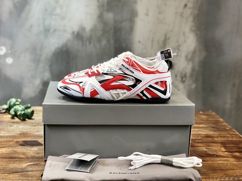 BALENCIAGA SNEAKERS (704)