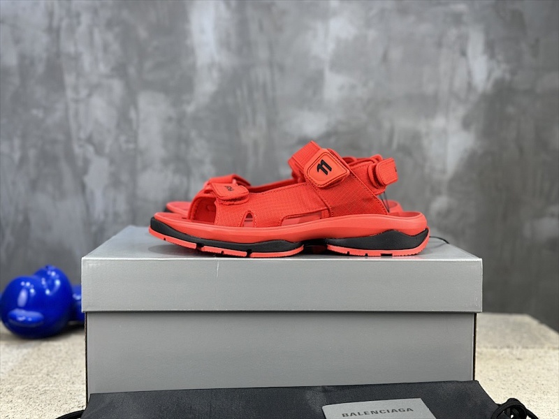 BALENCIAGA SNEAKERS (263)