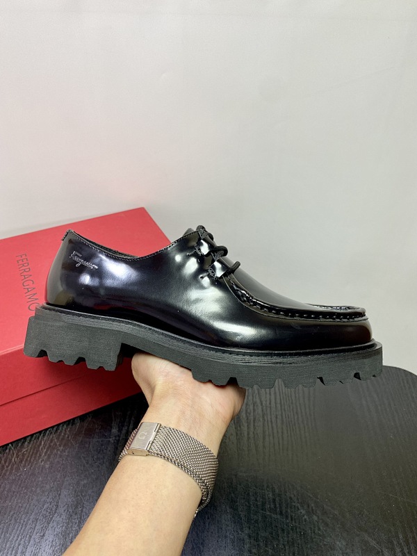 FERRAGAMO SHOES (118)