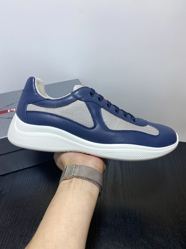 PRADA SHOES (423)