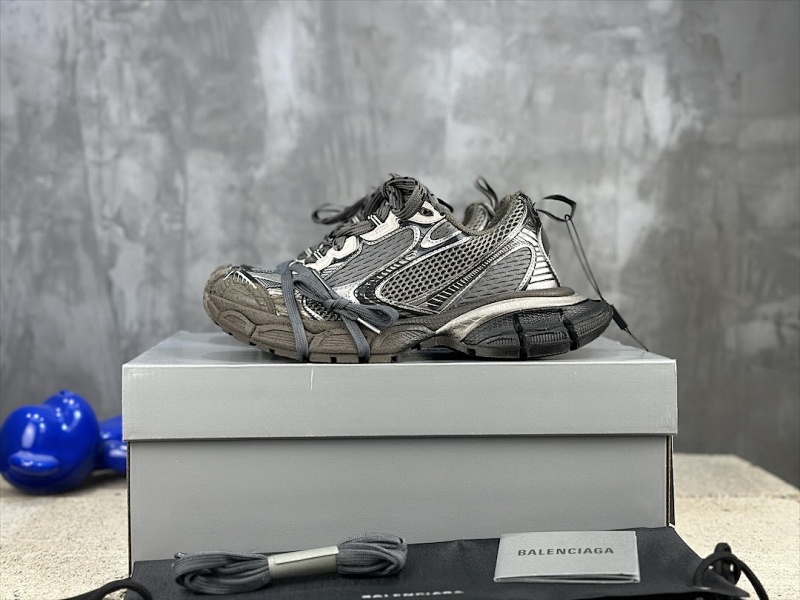 BALENCIAGA SNEAKERS (181)