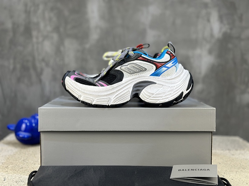 BALENCIAGA SNEAKERS (125)