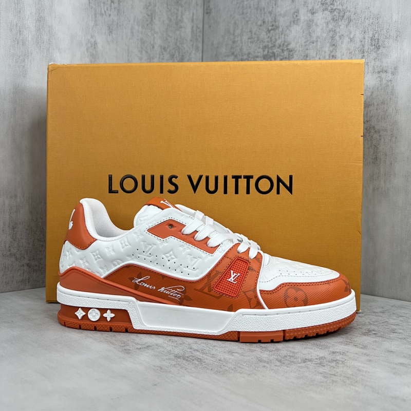 LOUIS VUITTON SHOES (608)