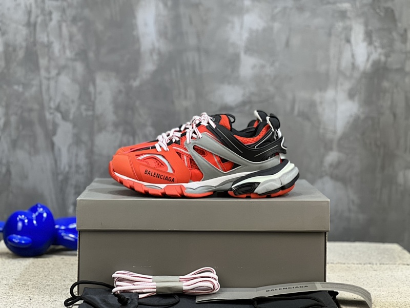 BALENCIAGA SNEAKERS (628)