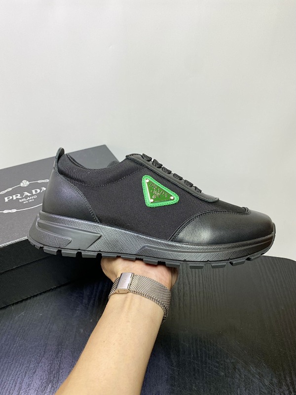 PRADA SHOES (408)
