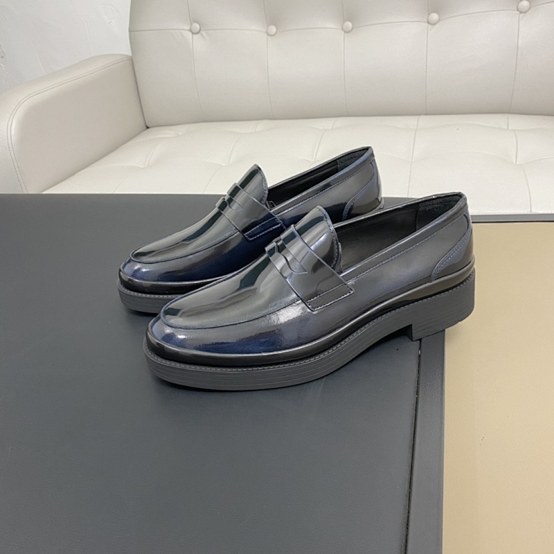 PRADA SHOES (122)