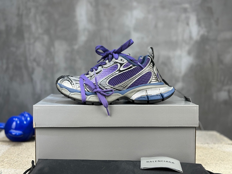 BALENCIAGA SNEAKERS (175)