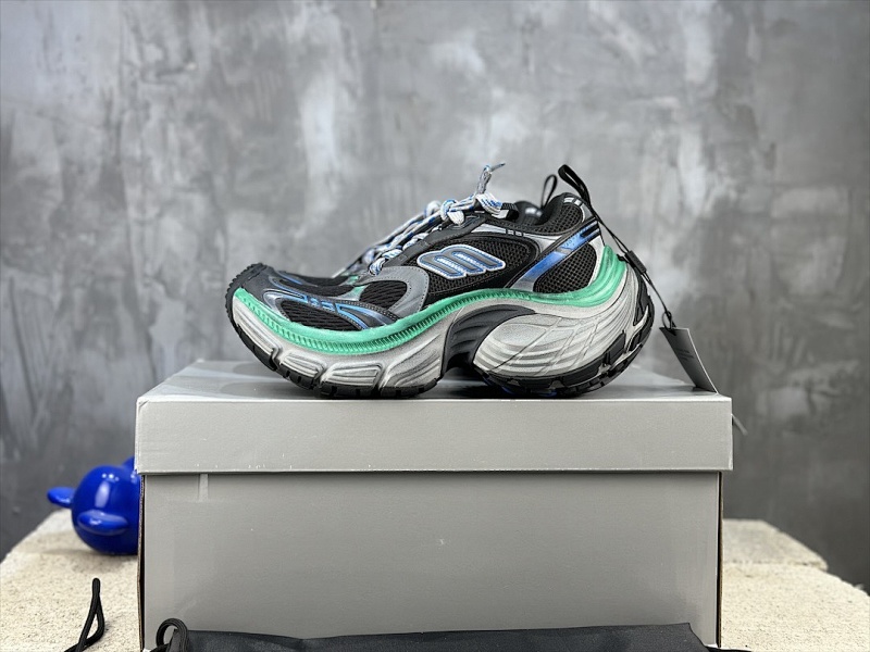 BALENCIAGA SNEAKERS (286)