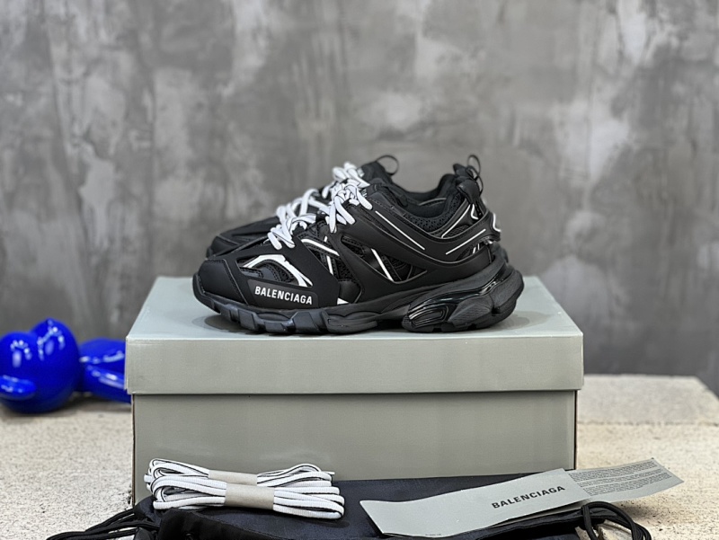 BALENCIAGA SNEAKERS (612)