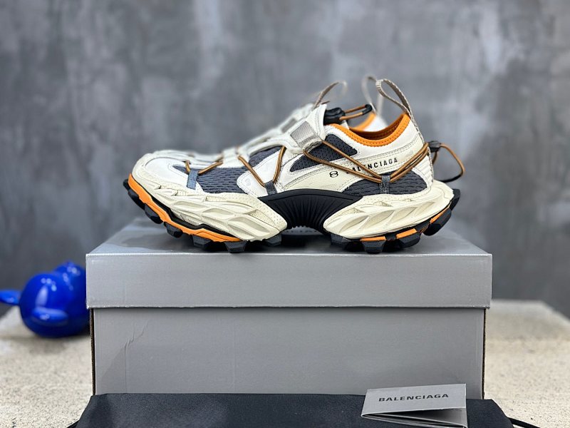 BALENCIAGA SNEAKERS (146)