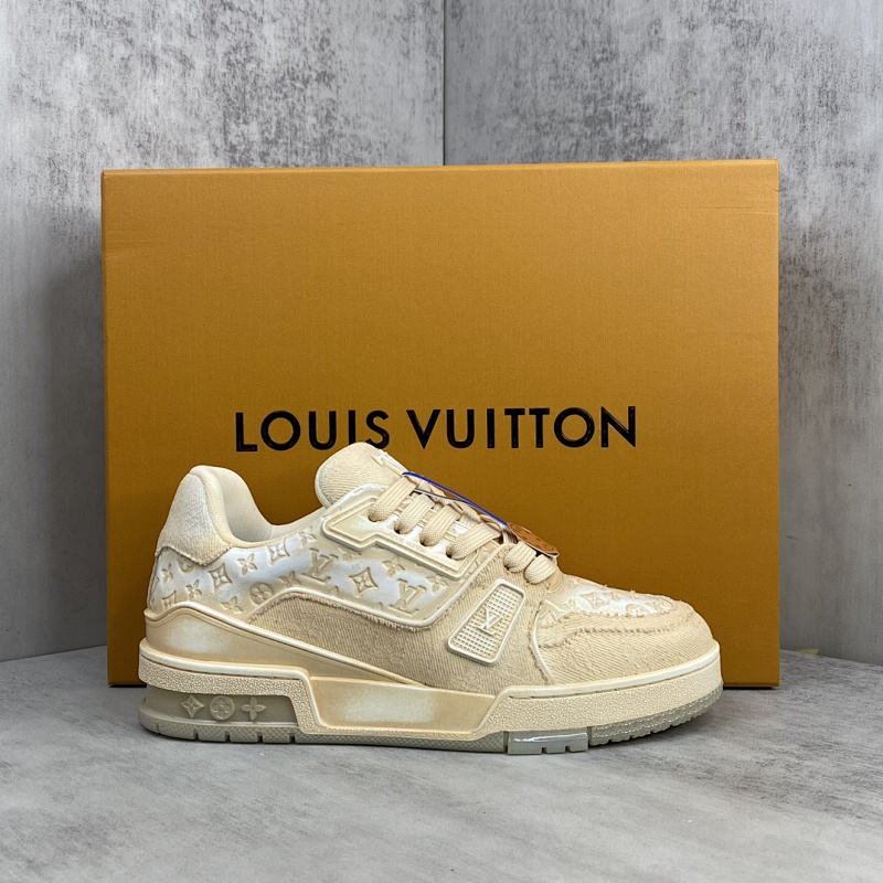 LOUIS VUITTON SHOES (502)