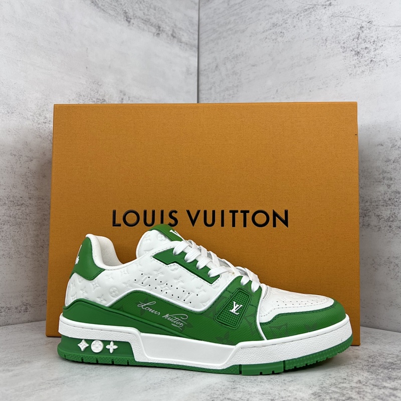 LOUIS VUITTON SHOES (611)