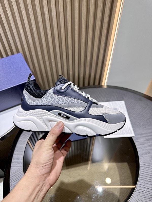 DIOR SNEAKERS (47)